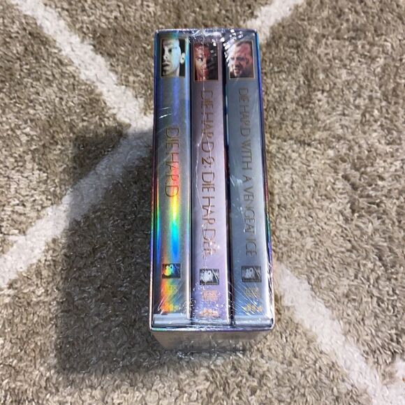 NIB Die Hard The Ultimate Collector Set 1, 2, and 3 - Picture 6 of 7